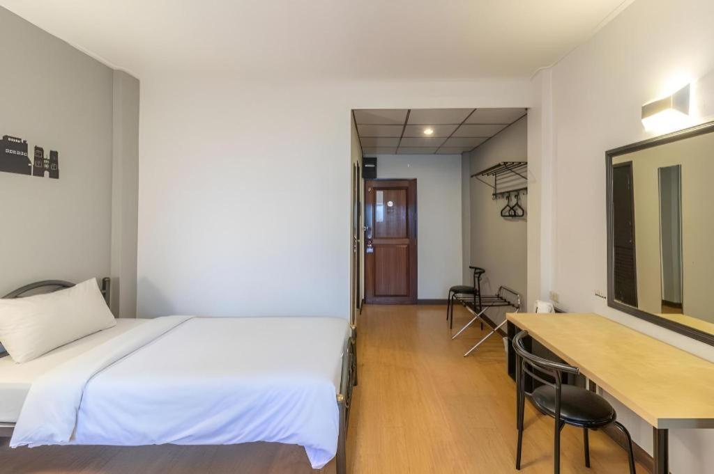 Intown Residence Bangkok Exterior photo